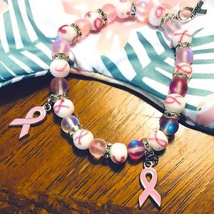 🎀❤️ Beautiful Handmade Breast Cancer Awareness Ribbon Glass stone bracelet